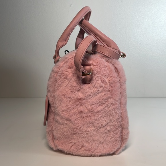Juicy Couture Pink Faux Fur Taff Satchel Crossbody Bowling Bag - Picture 5 of 7